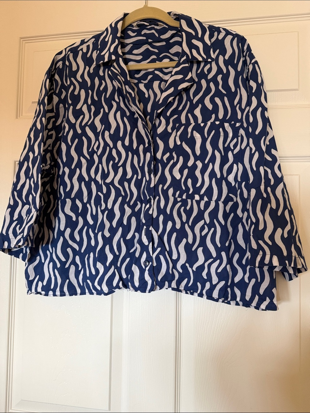 Zara Navy and White Patterned Button-Up Blouse